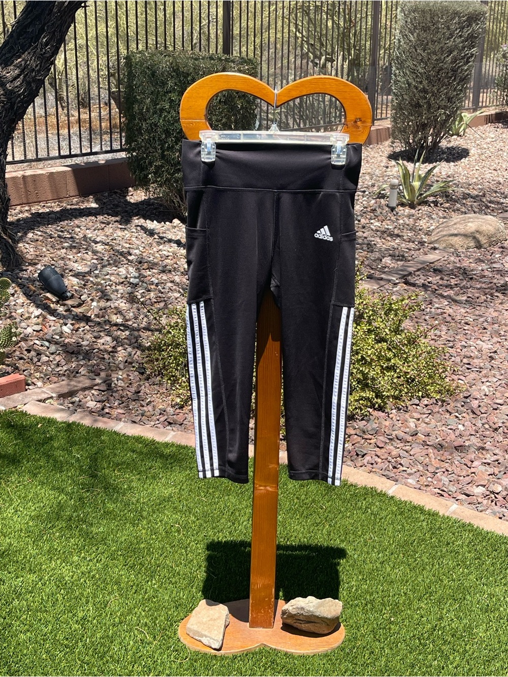 ADIDAS CAPRIS